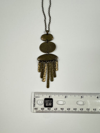 Fashion Jewelry Brass Toned Oval Women's Necklace - Image 2
