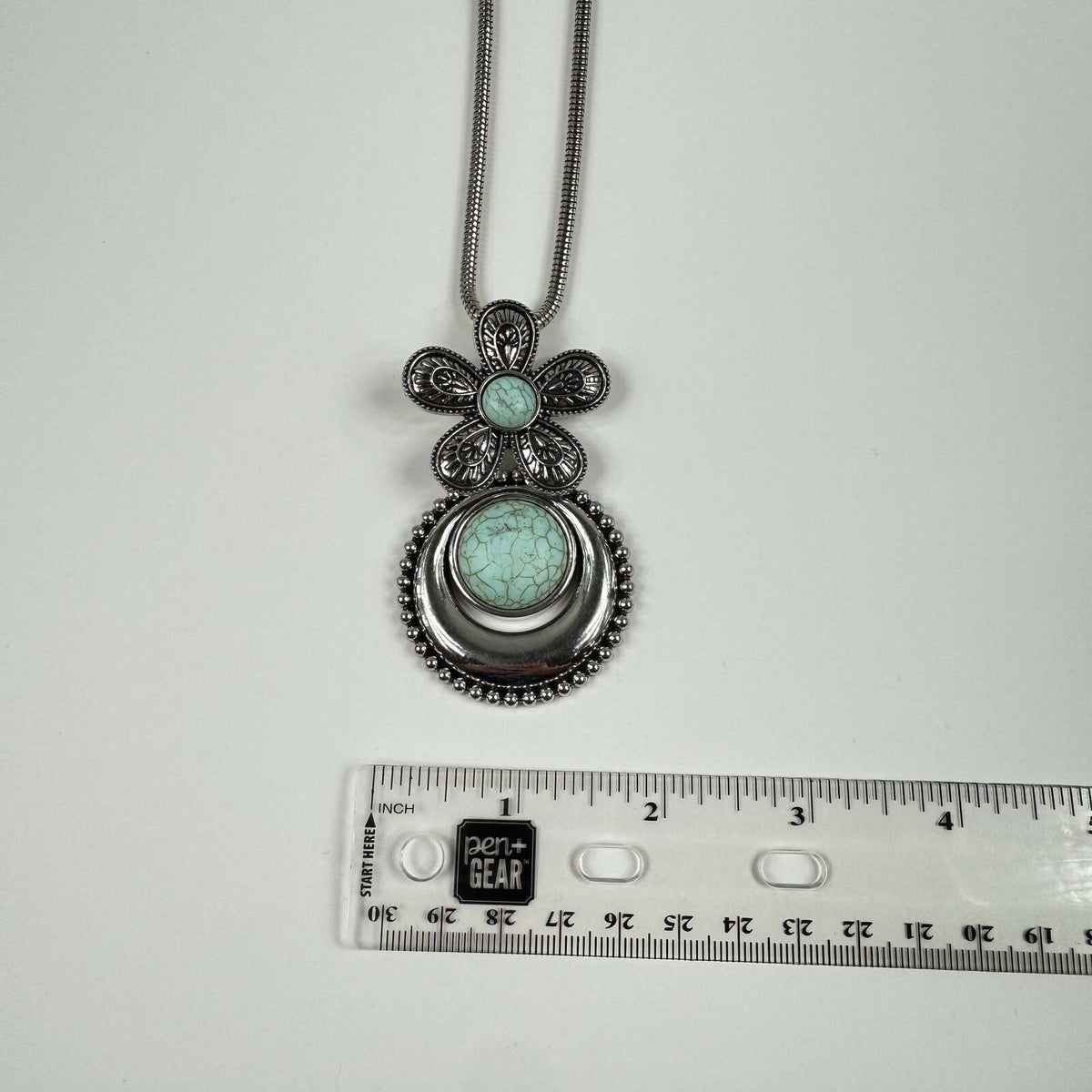 Fashion Jewelry Silver And Turquoise Women's Necklace - Image 3