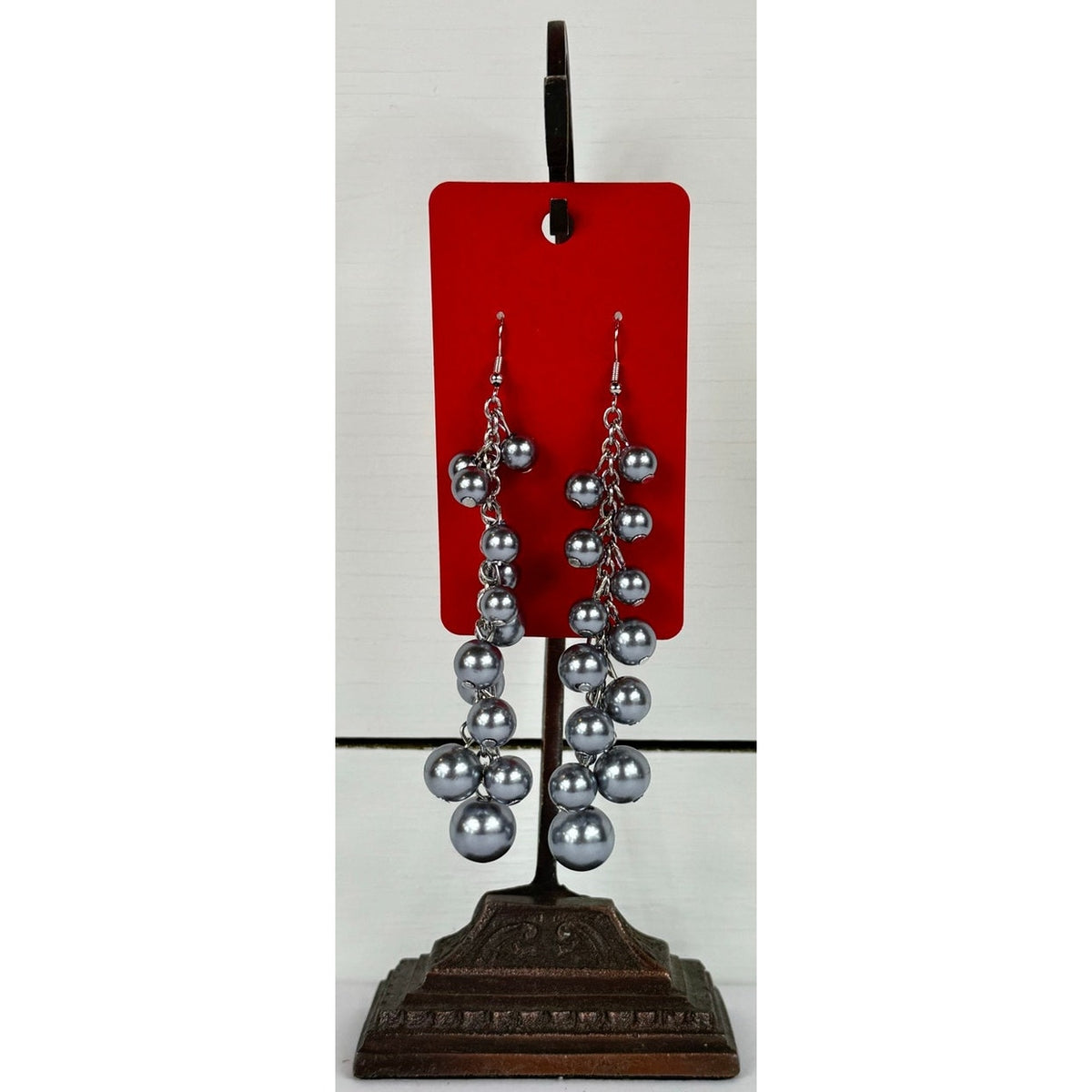 Fashion Jewelry Women's Silver Pearl Dangle Earrings - Image 1