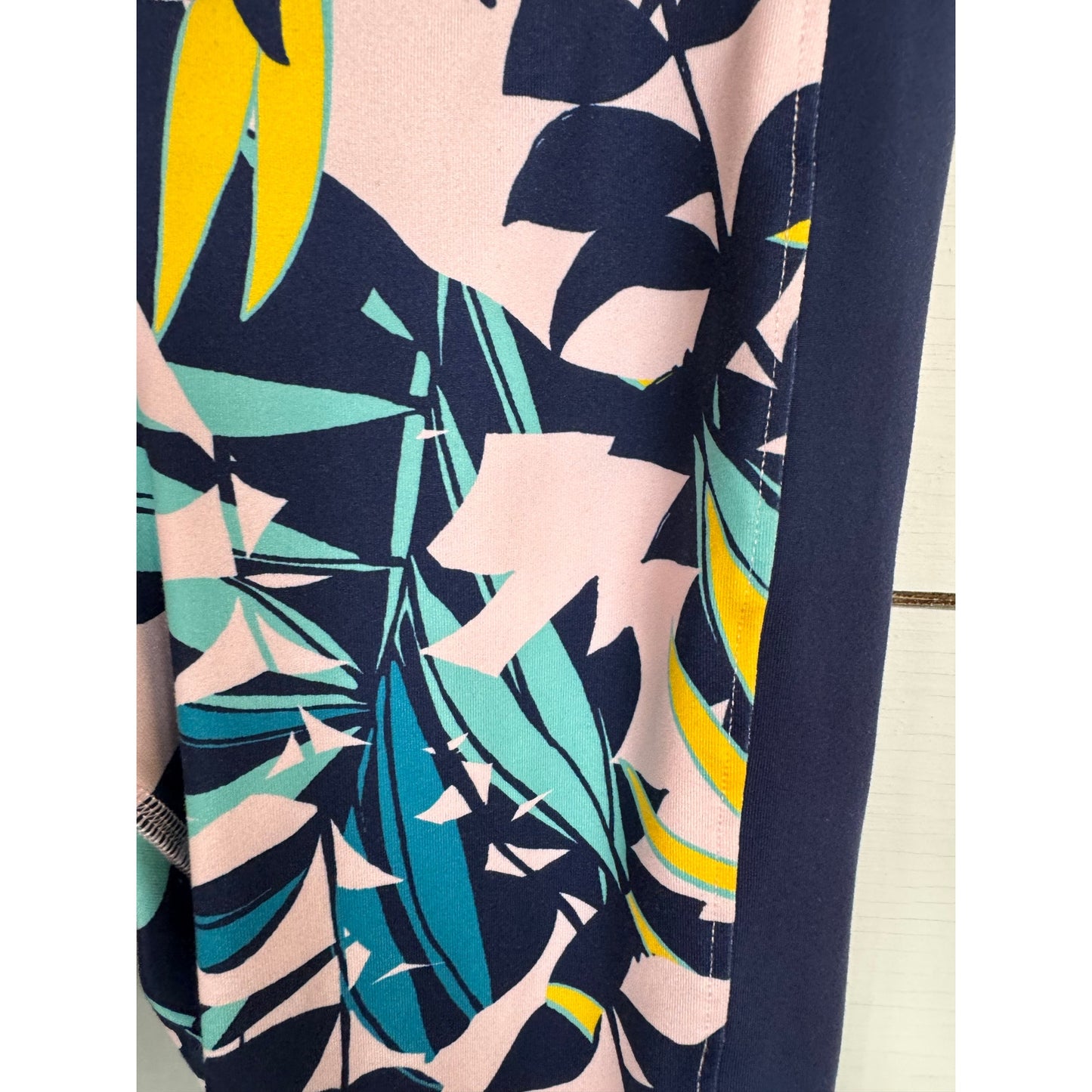 Old Navy Athletic Capri Leggings Women's Size Small