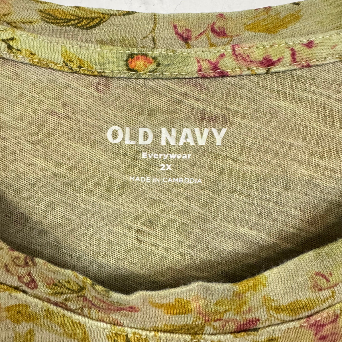 Old Navy EveryWear Overdyed Floral-Print Scoop-Neck Women's Size 2X T-Shirt - Image 3