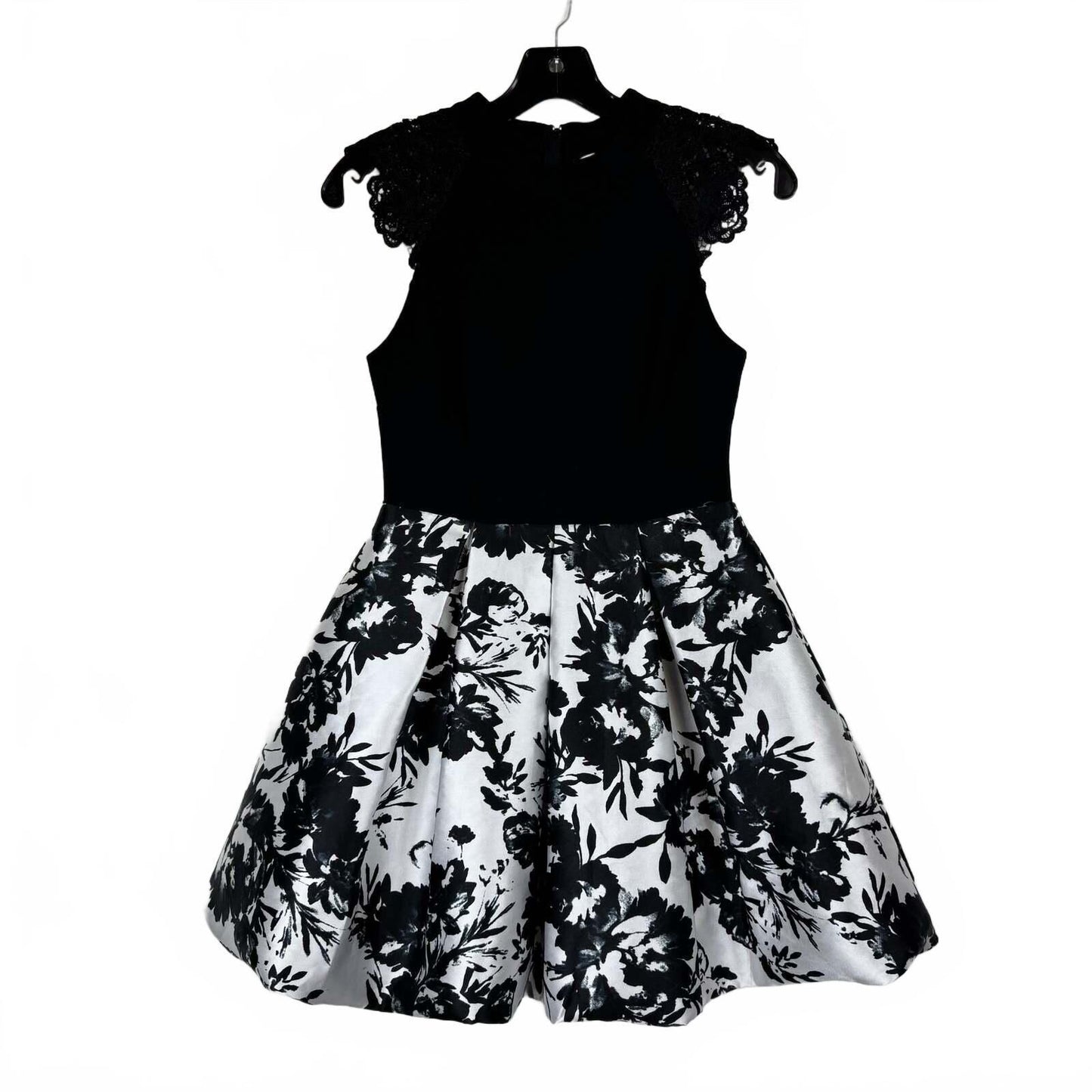 Xtraordinary Black And White Floral Sleeveless Knee-Length Dress Women's Size 1