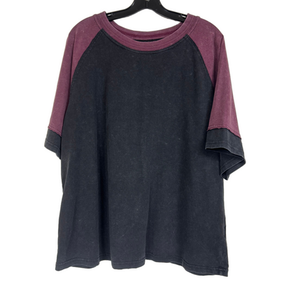 SHEIN Curve Raglan Sleeve Colorblock Black & Burgendy Women's T-Shirt 1XL - Image 1