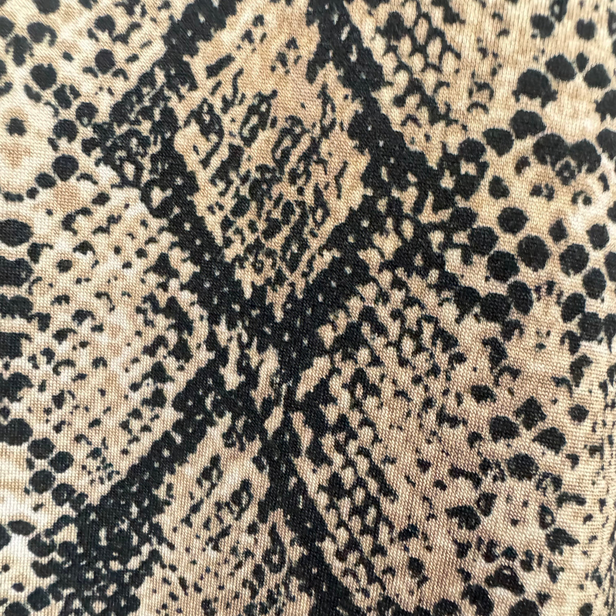Women's Snake Print Ruffle Sleeve Blouse Size XXL - Image 3