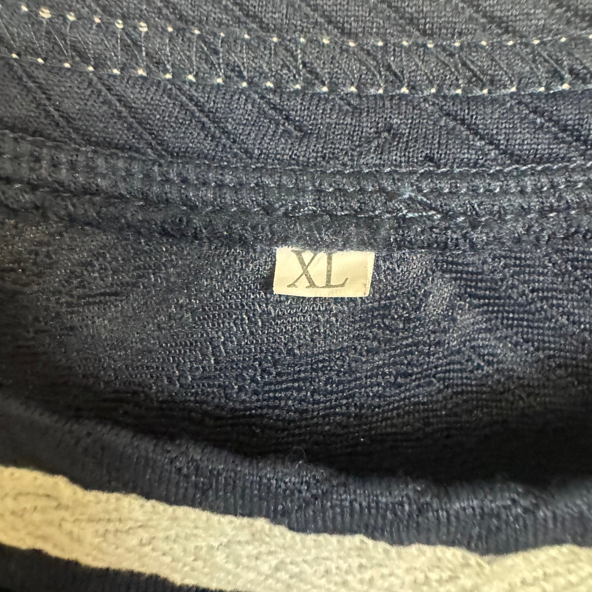 XL Navy Blue Textured Knit Lounge Set Short Sleeve White Trim Pants - Image 6